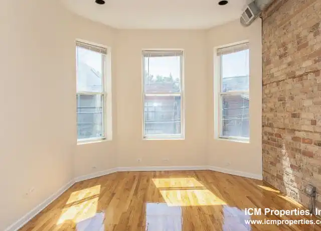 Property at 2450 N Southport Ave Unit 2450-204, Chicago, IL, 60614, 2 beds, 1 bath, [object Object]