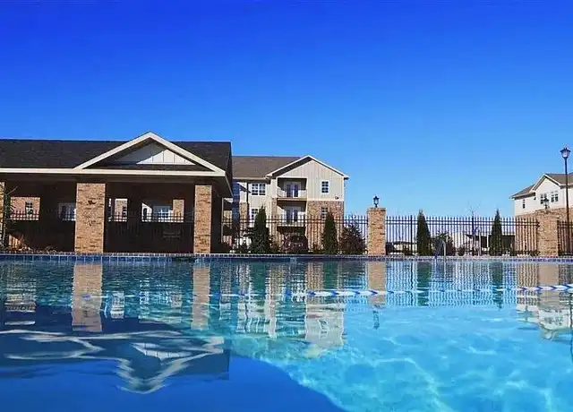 Property at Highland Park Apartments - 995 Pine Ave, Springdale, AR, 72762, 1-2 bed, 1-2 bath, [object Object]
