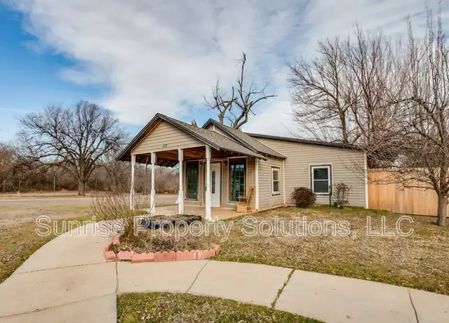 Property at 618 W Hayes St, El Reno, OK, 73036, 1 bed, 1 bath, [object Object]