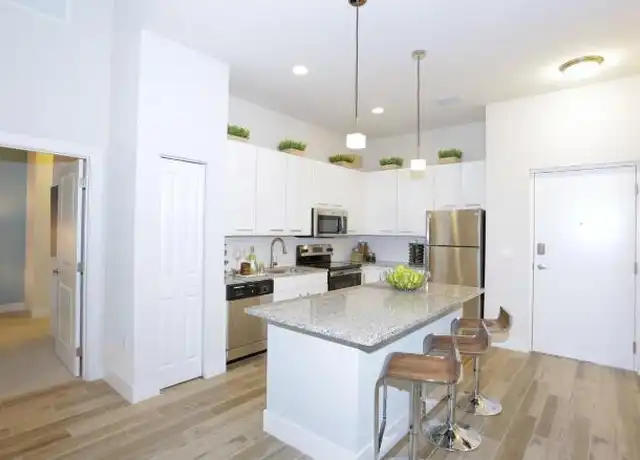 Property at 3400 Davie Rd, Davie, FL, 33314, 1 bed, 1 bath, [object Object]