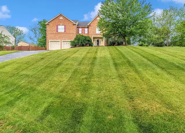 Property at 11406 Rolling Green Pl, Hagerstown, MD, 21742, 4 beds, 2.5 baths, [object Object]