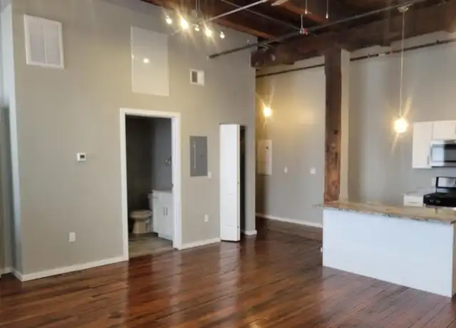 Property at 116 N 5th St Unit 309, Burlington, IA, 52601, 2 beds, 1 bath, [object Object]