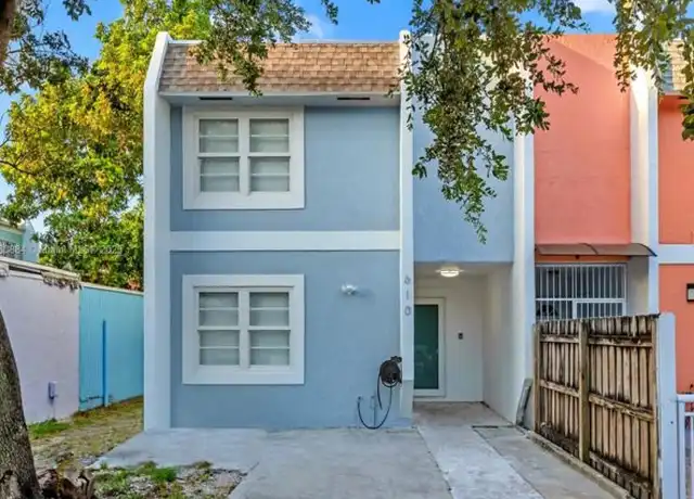Property at 610 NW 11th St, Miami, FL, 33136, 4 beds, 2 baths, [object Object]