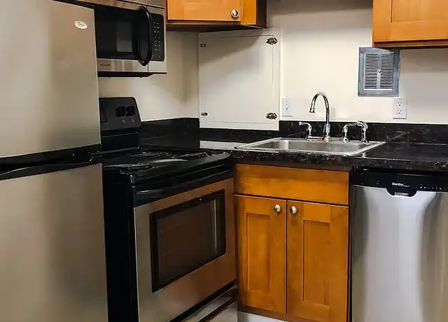 Property at Mercer Vista Apartments - 401 E Mercer St, Seattle, WA, 98102, 1 bed, 1 bath, [object Object]