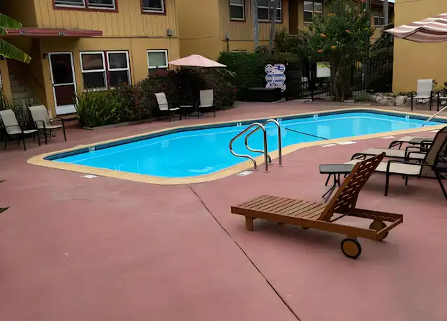 Property at 856 Empire Ave, Ventura, CA, 93003, 1 bed, 1 bath, [object Object]