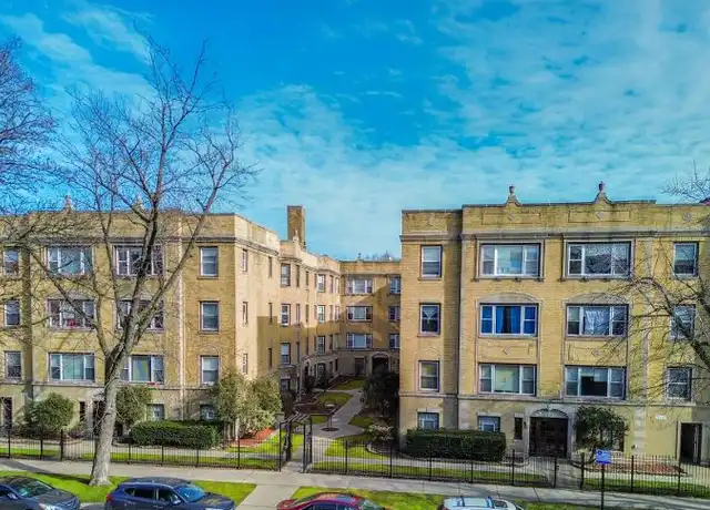 Property at 7379 N Damen Ave Unit K3, Chicago, IL, 60645, 2 beds, 1 bath, [object Object]