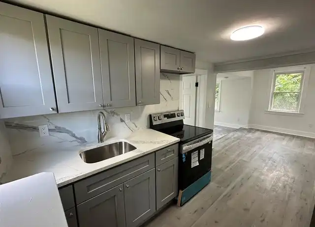 Property at 68 Massachusetts Ave Unit 2, Congers, NY, 10920, 2 beds, 1 bath, [object Object]