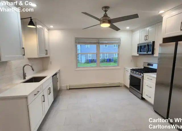 Property at 248 Pearl St Unit 1, Malden, MA, 02148, 2 beds, 1 bath, [object Object]