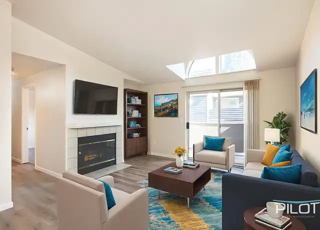 Property at Glade Park Apartments - 400 S 152nd St, Burien, WA, 98148, 1-2 bed, 1-2 bath, [object Object]