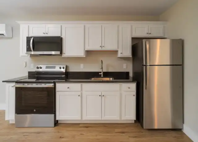 Property at 145 King St Unit 106, Boscawen, NH, 03303, 1 bed, 1 bath, [object Object]