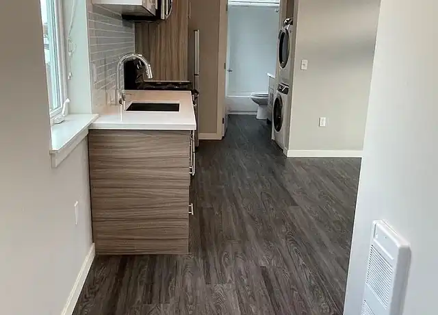 Property at Sylvan Court - 1901 E Fir St, Seattle, WA, 98122, 1-2 bed, 1 bath, [object Object]