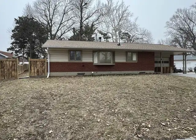 Property at 1825 Rusty Ln, Lincoln, NE, 68506, 4 beds, 1.5 baths, [object Object]