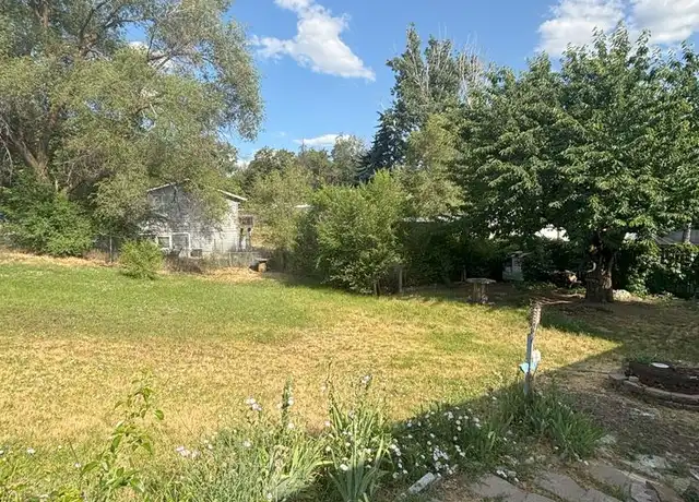 Property at 1524 N Vista Rd, Spokane Valley, WA, 99212, 4 beds, 2 baths, [object Object]
