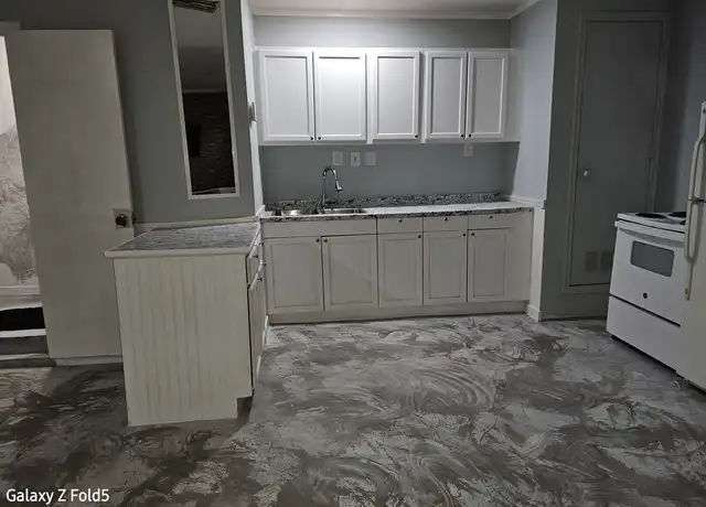 Property at 1119 Green Hills Rd Unit In-Law Suite, Duncanville, TX, 75137, 0 beds, 1 bath, [object Object]