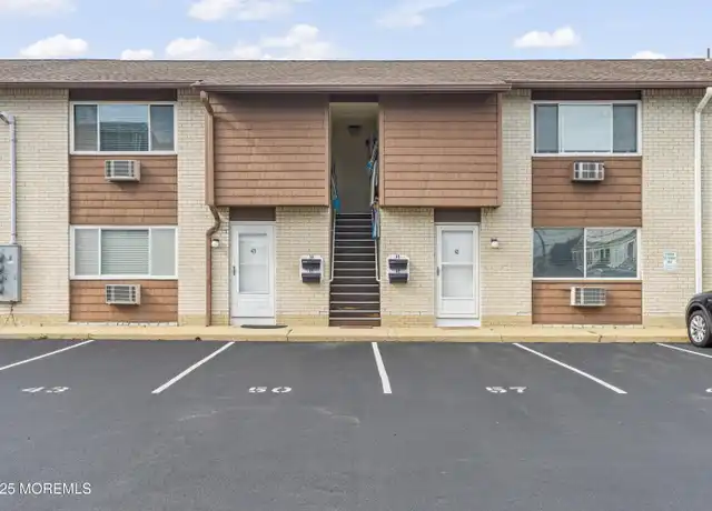 Property at 49 Osborne Pl, Sea Bright, NJ, 07760, 2 beds, 1 bath, [object Object]