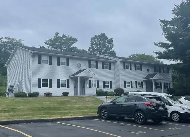 Property at 8 Ivy Ct Unit D, Fishkill, NY, 12524, 1 bed, 1 bath, [object Object]