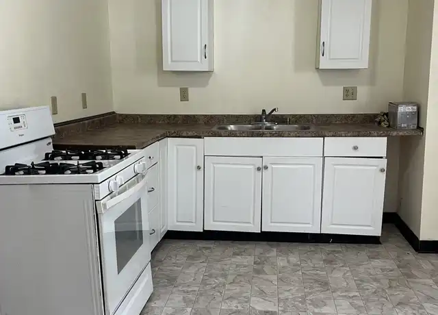 Property at 537 E 5th St Unit 1, Jamestown, NY, 14701, 2 beds, 1 bath, [object Object]