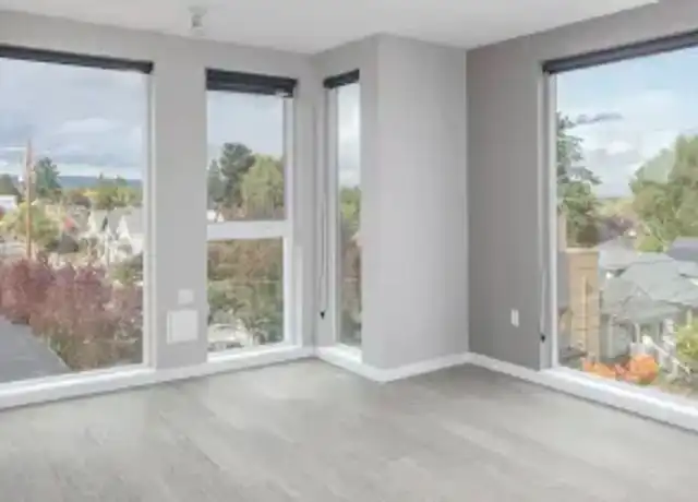 Property at 4946 NE 13th Ave Unit 208, Portland, OR, 97211, 1 bed, 1 bath, [object Object]