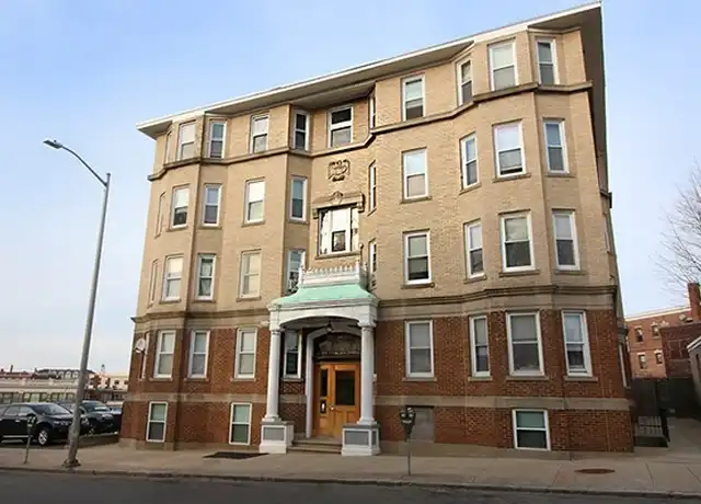 Property at 257 Washington St Unit 13, Salem, MA, 01970, 1 bed, 1 bath, [object Object]