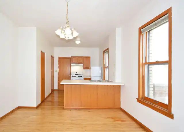 Property at 128 E 18th St Unit 10 110, Minneapolis, MN, 55403, 2 beds, 2 baths, [object Object]