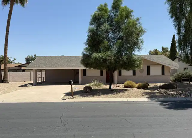 Property at 101 S Florence Ave, Litchfield Park, AZ, 85340, 3 beds, 2 baths, [object Object]