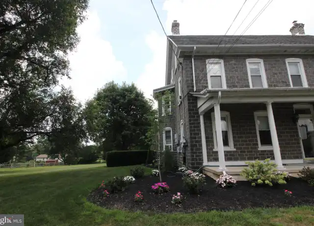 Property at 418 Allentown Rd Unit 1, Souderton, PA, 18964, 3 beds, 1 bath, [object Object]
