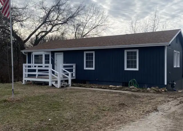 Property at 807 Hardy St, Knob Noster, MO, 65336, 3 beds, 2 baths, [object Object]