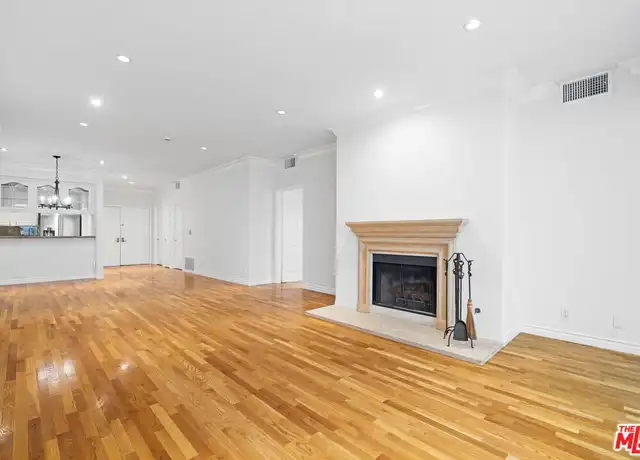 Property at 11535 Rochester Ave #204, Los Angeles, CA, 90025, 2 beds, 3 baths, [object Object]