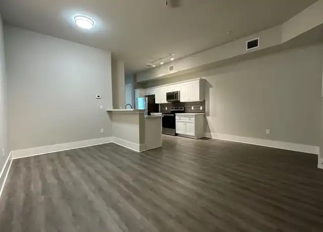 Property at 2727 Houston Ave Unit 308, Houston, TX, 77009, 1 bed, 1 bath, [object Object]