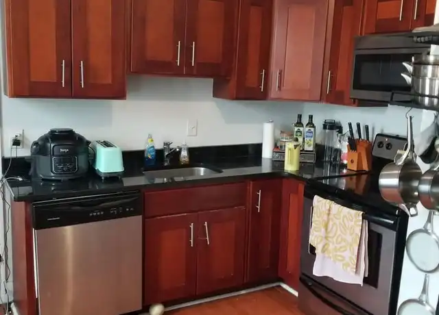 Property at 454 E Girard Ave Unit 1R, Philadelphia, PA, 19125, 1 bed, 1 bath, [object Object]