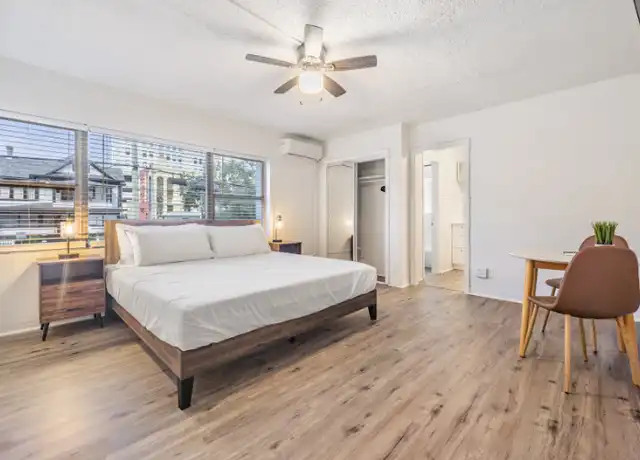 Property at 425 2nd St N Unit 21, St. Petersburg, FL, 33701, 1 bed, 1 bath, [object Object]