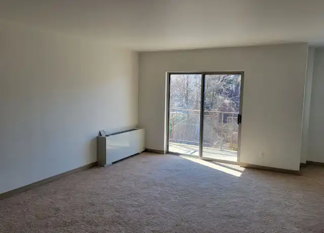 Property at 1220 N Pierce St Unit 202, Arlington, VA, 22209, 2 beds, 1 bath, [object Object]