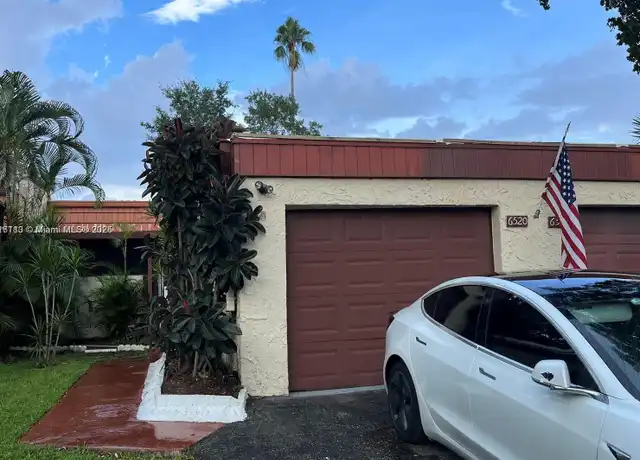 Property at 6520 NW 98th Ter Unit B26, Tamarac, FL, 33321, 2 beds, 2 baths, [object Object]