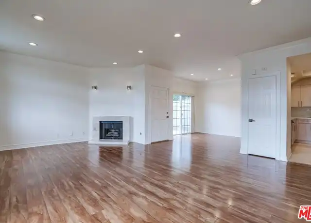 Property at 1034 S Shenandoah St Unit 1, Los Angeles, CA, 90035, 2 beds, 2 baths, [object Object]