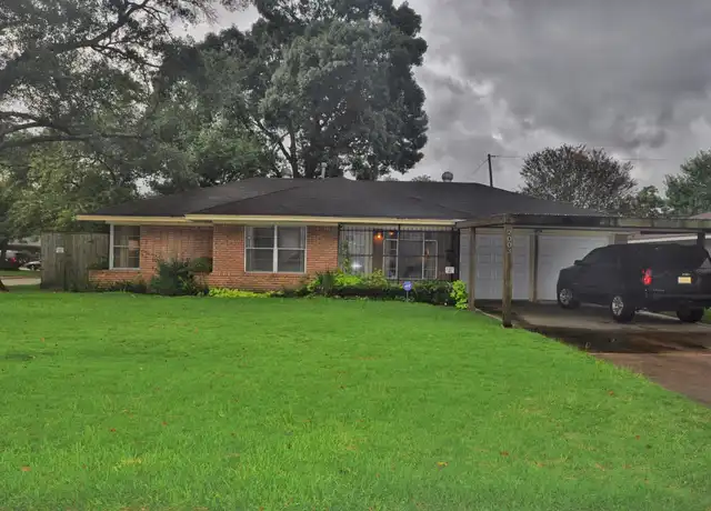 Property at 2003 Stonecrest Dr, Houston, TX, 77018, 3 beds, 1 bath, [object Object]