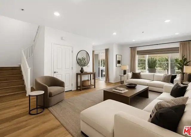 Property at 6020 Seabluff Dr #113, Playa Vista, CA, 90094, 2 beds, 2.5 baths, [object Object]