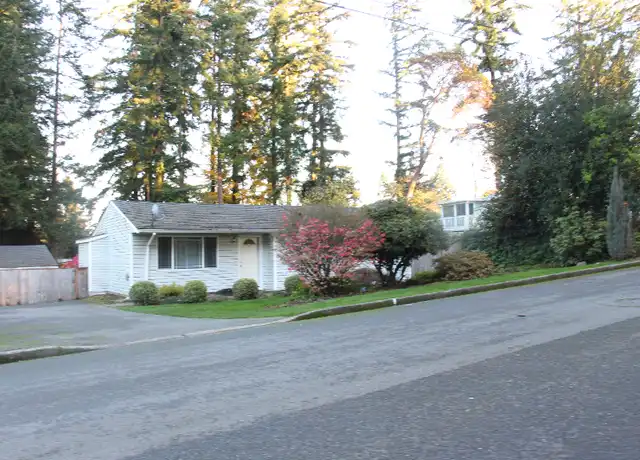 Property at 3922 152nd Ave SE, Bellevue, WA, 98006, 3 beds, 1 bath, [object Object]