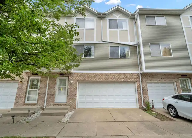 Property at 7024 100th St, Chicago Ridge, IL, 60415, 2 beds, 1.5 baths, [object Object]