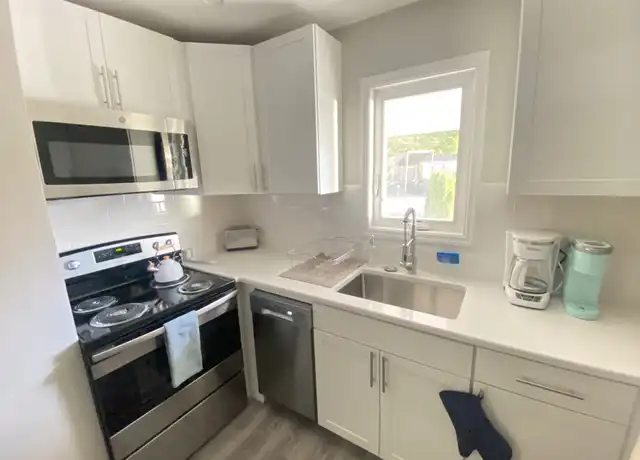 Property at 1298 New York 9P Unit 6, Saratoga Springs, NY, 12866, 1 bed, 1 bath, [object Object]