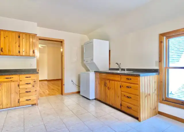 Property at 1014 Front Ave Unit 2, St Paul, MN, 55103, 2 beds, 1 bath, [object Object]