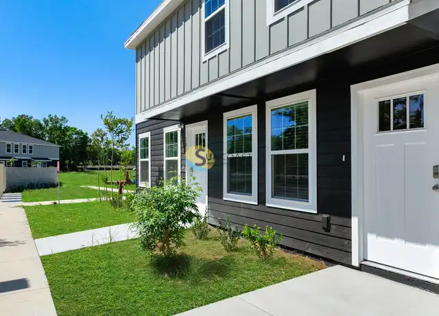 Property at 3821 SW 43rd Ct Unit 100-2, Ocala, FL, 34474, 1 bed, 1 bath, [object Object]