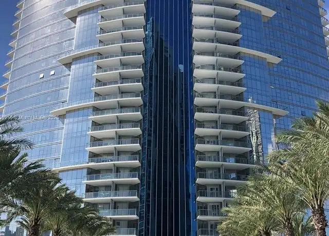 Property at 851 NE 1st Ave #4404, Miami, FL, 33132, 1 bed, 2 baths, [object Object]