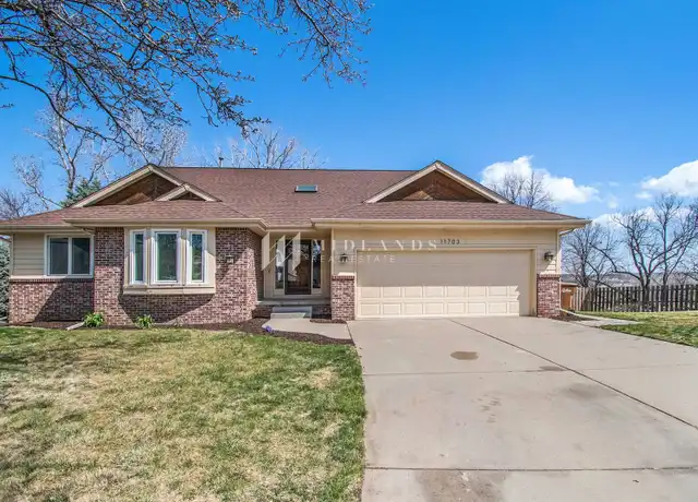 Property at 11703 S 25th Avenue Cir, Bellevue, NE, 68123, 5 beds, 3 baths, [object Object]