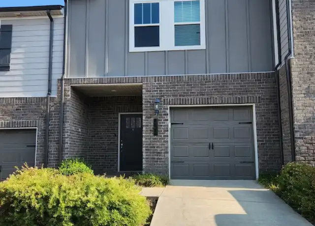 Property at 902 Oak Ridge Ln, Columbia, TN, 38401, 3 beds, 2.5 baths, [object Object]