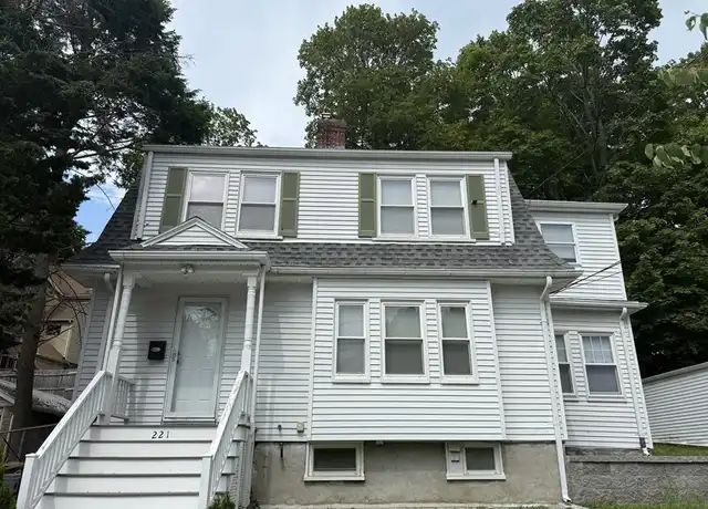 Property at 221 S Central Ave, Quincy, MA, 02170, 3 beds, 2 baths, [object Object]