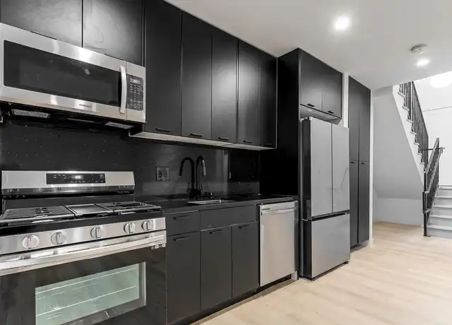Property at 150 N Hoover St Unit 3/4, Los Angeles, CA, 90004, 3 beds, 3 baths, [object Object]