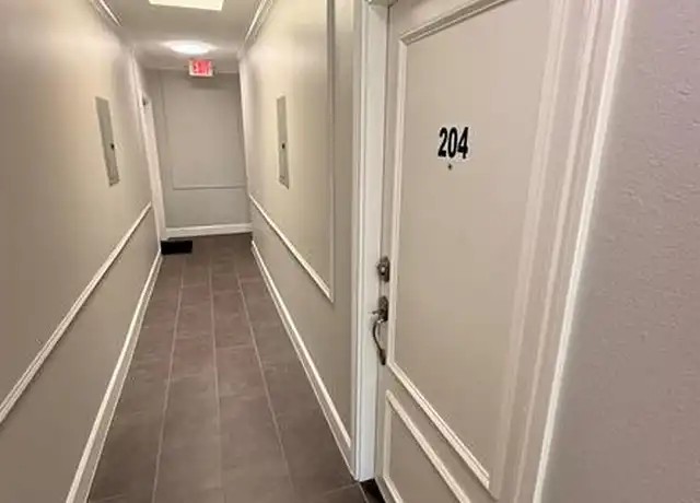 Property at 3101 Commerce St Unit 204, Dallas, TX, 75226, 1 bed, 1 bath, [object Object]