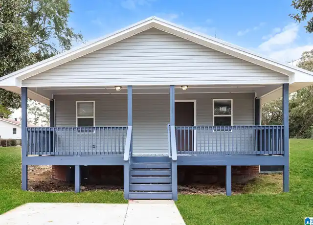 Property at 141 2nd Ave SE, Graysville, AL, 35073, 3 beds, 2 baths, [object Object]