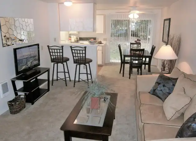 Property at 29252 SW Tami Loop Unit 209, Wilsonville, OR, 97070, 2 beds, 1 bath, [object Object]