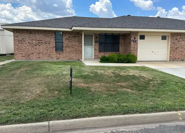 Property at 800 28th St, Canyon, TX, 79015, 2 beds, 1 bath, [object Object]